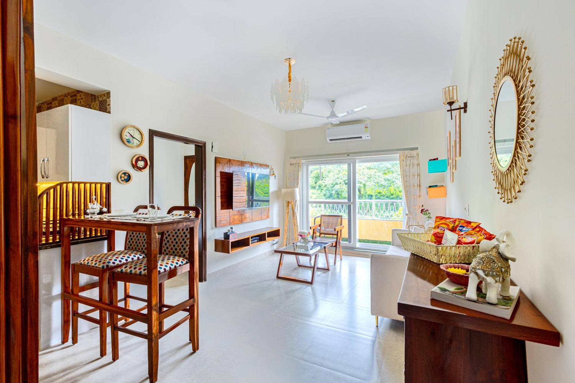 Alaya Stays 1 Bhk With Balcony & Pool - Veera Marina カンドリム エクステリア 写真