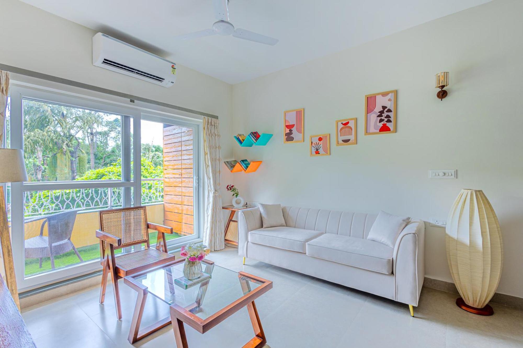 Alaya Stays 1 Bhk With Balcony & Pool - Veera Marina カンドリム エクステリア 写真