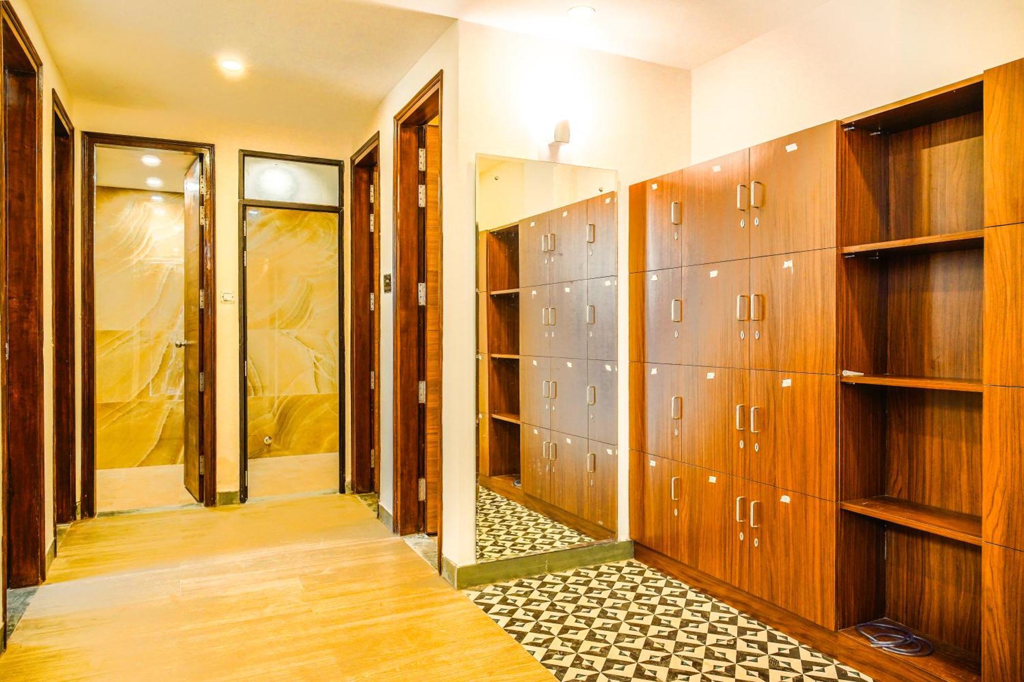 Alaya Stays 1 Bhk With Balcony & Pool - Veera Marina カンドリム エクステリア 写真