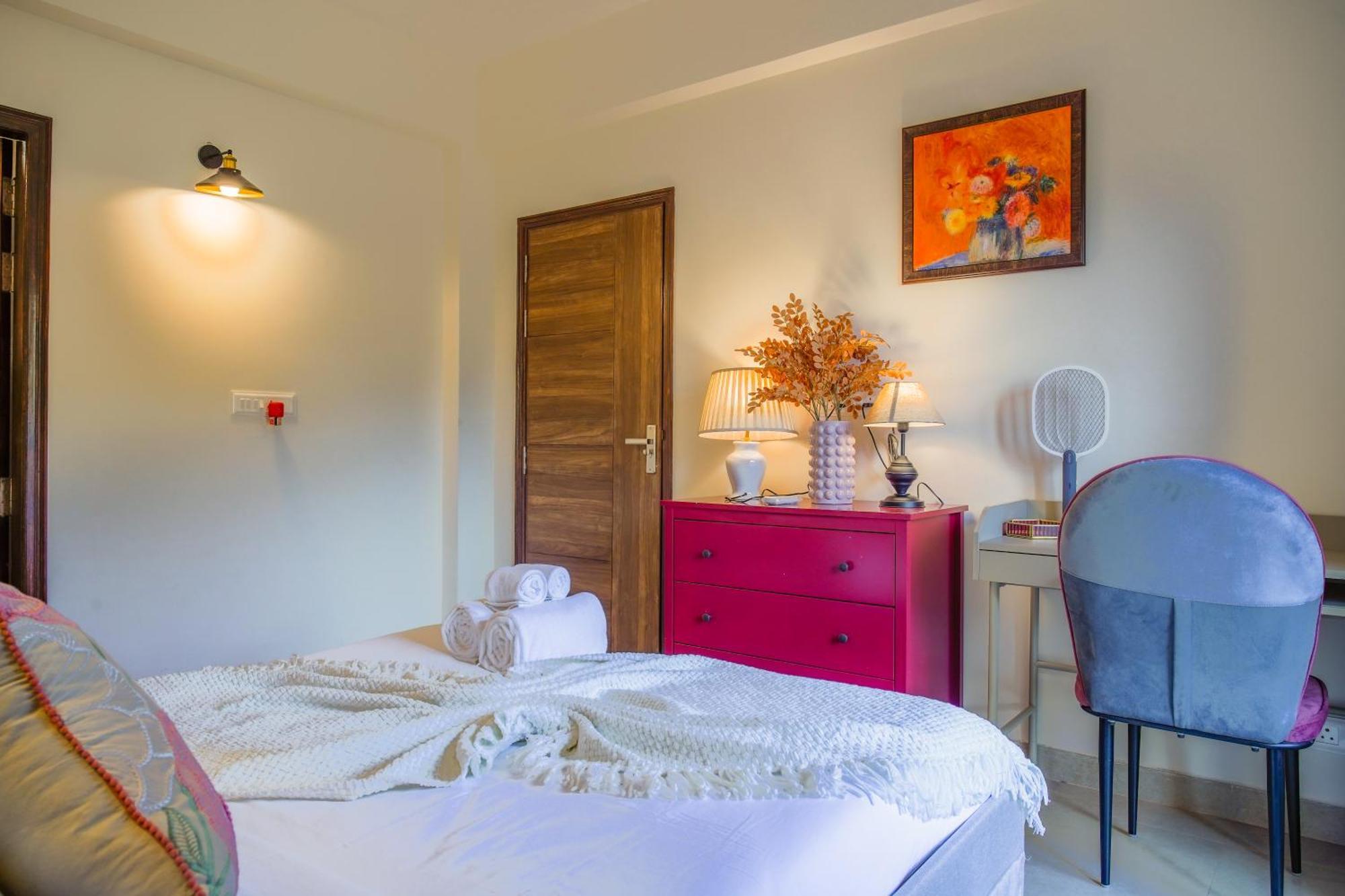 Alaya Stays 1 Bhk With Balcony & Pool - Veera Marina カンドリム エクステリア 写真